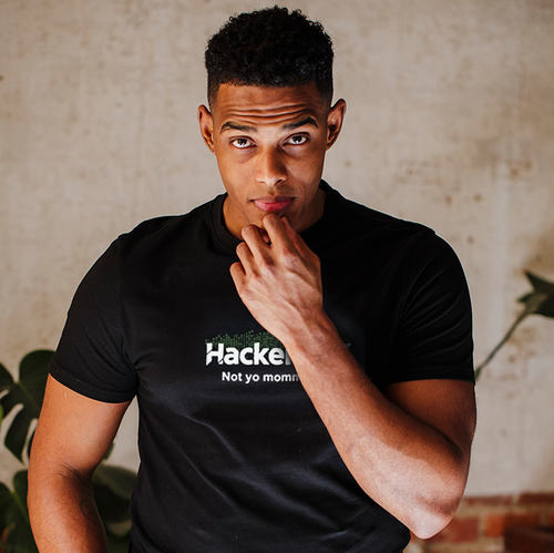 HackerGPT: Not yo momma GPT t-shirt